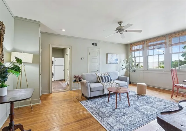 Listing Photo 5 - Condo for sale in building located at 4239Th St Charles Ave, New Orleans, LA 70115 - Unit #J