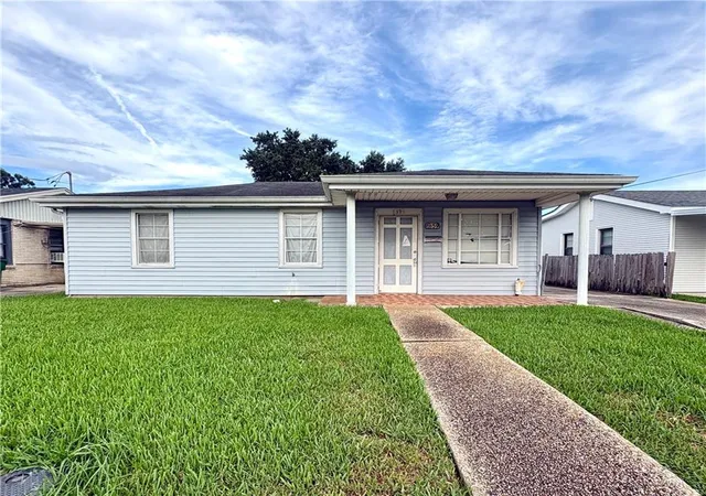 Photo 1 of Single family home for sale at 59 Creagan Ave, Gretna, LA 70053 | MLS# 2578376 | Listing updated on 2026-09-22