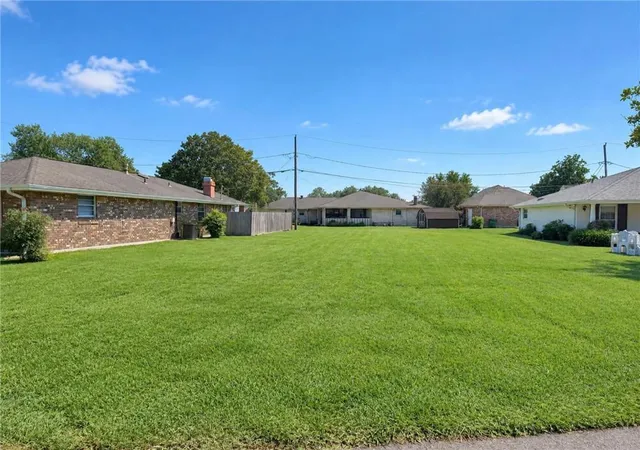 Photo 1 of Land for sale at 11 Sombrero Ln, Saint Rose, LA 70087 | MLS# 2578387 | Listing updated on 2026-09-22