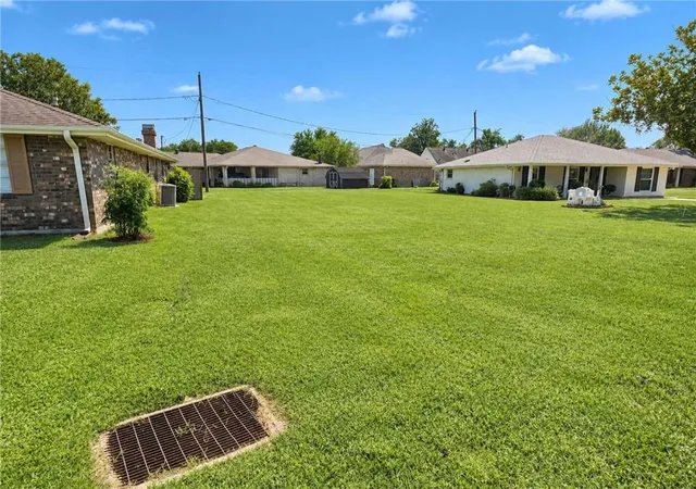 Photo 2 of Land for sale at 11 Sombrero Ln, Saint Rose, LA 70087 | MLS# 2578387 | Listing updated on 2026-09-22