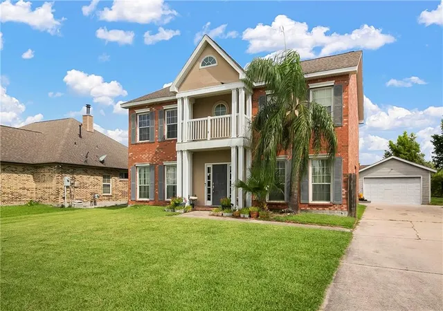 Photo 2 of Single family home for sale at 2708 Acadiana Tr, Marrero, LA 70072 | MLS# 2577607 | Listing updated on 2026-09-22