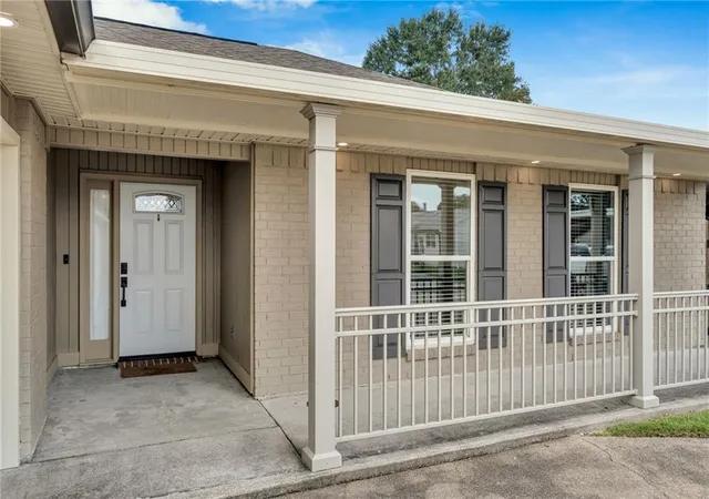 Photo 3 of Single family home for sale at 4708 Red Oak Dr, Marrero, LA 70072 | MLS# 2578074 | Listing updated on 2026-09-23