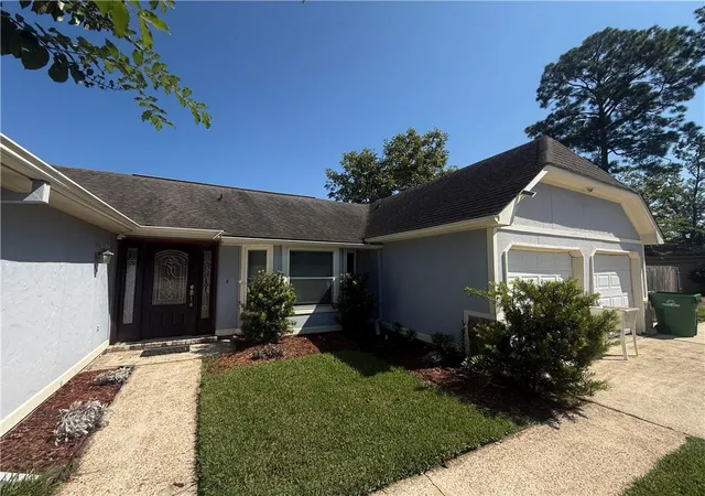 Photo 2 of Single family home for sale at 438 Briargrove Dr, Slidell, LA 70458 | MLS# 2578364 | Listing updated on 2026-09-23