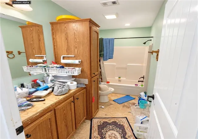Photo 3 of Sale Pending at 1925 Benjamin St, Arabi, LA 70032 | MLS# 2578389 | Listing updated on 2026-09-23