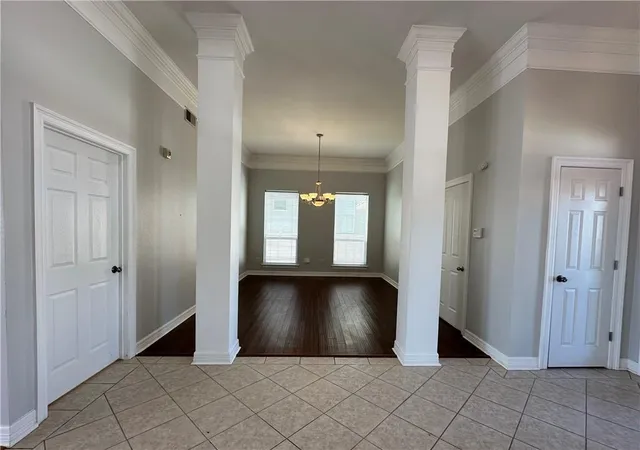 Photo 3 of Single family home for sale at 1424 Royal Palm Dr, Slidell, LA 70458 | MLS# 2578368 | Listing updated on 2026-09-23