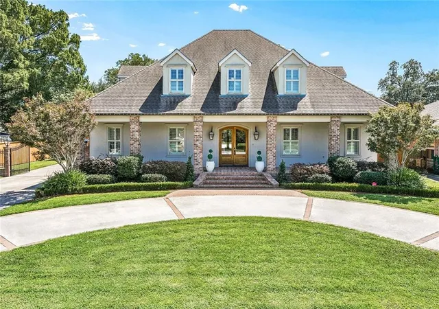 Photo 1 of Mansion for sale at 113 Orchard Rd, River Ridge, LA 70123 | MLS# 2576568 | Listing updated on 2026-10-22