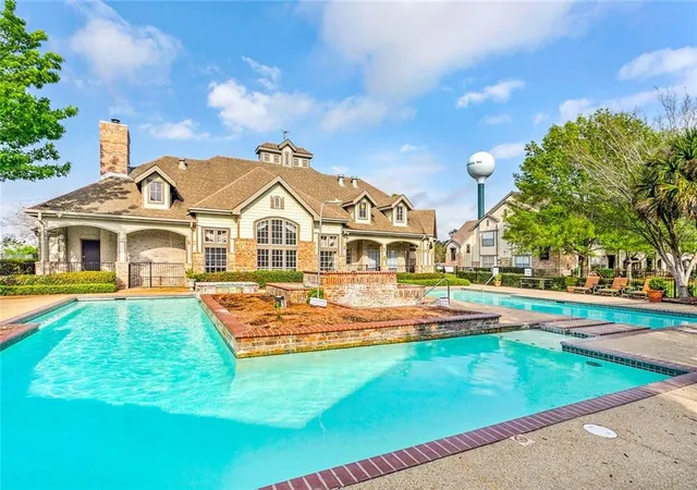 Photo 2 of Condo for sale at 350 Emerald Forest Blvd #5204, Covington, LA 70433 | MLS# 2579031 | Listing updated on 2026-10-20
