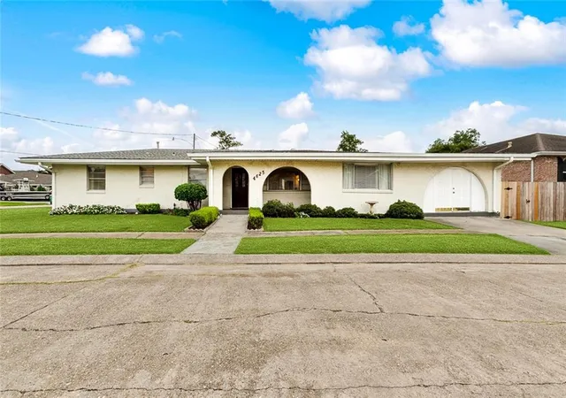 Photo 1 of Single family home for sale at 4625 Reich St, Metairie, LA 70002 | MLS# 2580417 | Listing updated on 2026-10-20