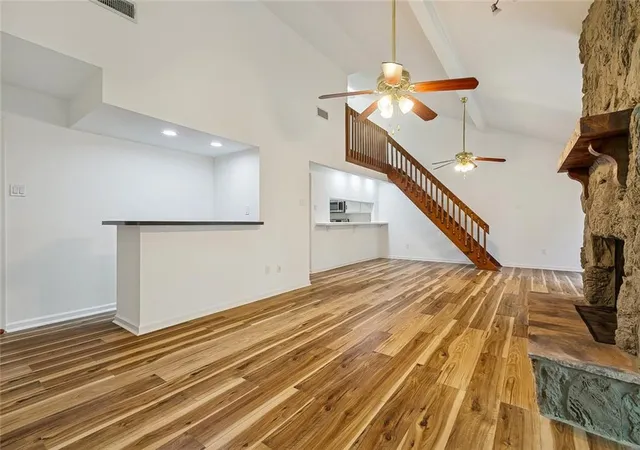 Listing Photo 4 - Condo for sale in building located at 1016 Saint Julien Dr, Kenner, LA 70065 - Unit #304