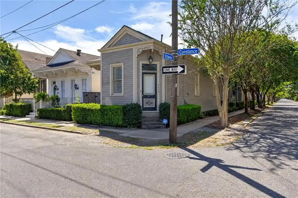 Listing Photo 1 - Condo for sale in 559 Octavia St located at 559 Octavia St, New Orleans, LA 70115 - Unit #559