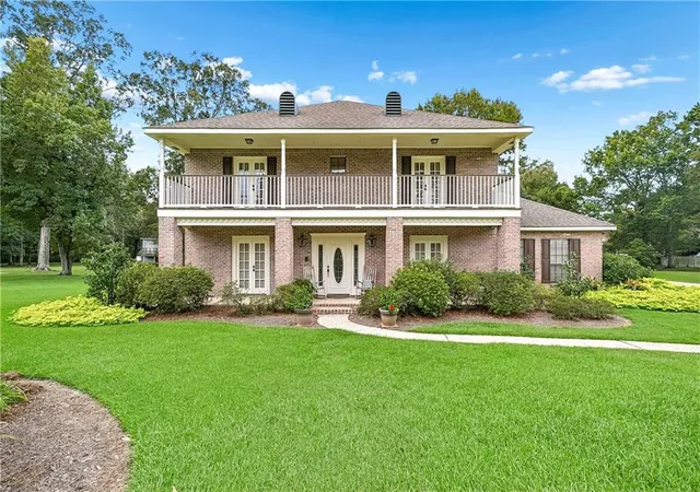 Photo 2 of Single family home for sale at 13656 Minou Ave, Baton Rouge, LA 70808 | MLS# 2576375 | Listing updated on 2026-10-21