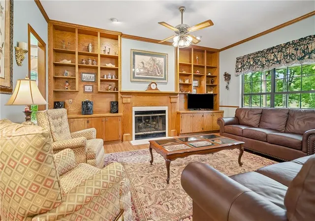 Photo 4 of Single family home for sale at 13656 Minou Ave, Baton Rouge, LA 70808 | MLS# 2576375 | Listing updated on 2026-10-21