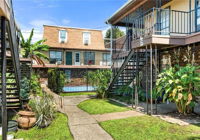 Photo 1 of Condo for sale at 6200 Riverside Dr #438, Metairie, LA 70003 | MLS# 2582172 | Listing updated on 2026-10-20