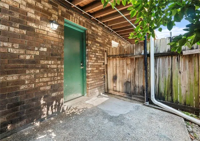 Photo 2 of Condo for sale at 6200 Riverside Dr #438, Metairie, LA 70003 | MLS# 2582172 | Listing updated on 2026-10-20