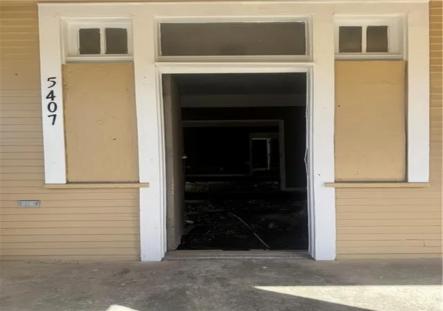 Photo 2 of House for sale at 5407 09 Burgundy St, New Orleans, LA 70117 | MLS# 2581805 | Listing updated on 2026-10-21