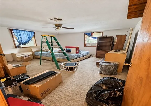 Photo 3 of Single family home for sale at 402 Jefferson Dr, Slidell, LA 70460 | MLS# 2578850 | Listing updated on 2026-10-21