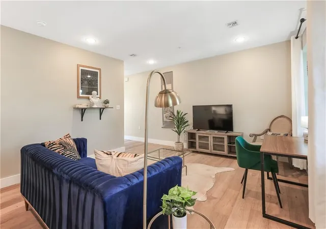 Photo 4 of Condo for sale at 2600 Ursulines Ave #202, New Orleans, LA 70119 | MLS# 2582580 | Listing updated on 2026-10-21