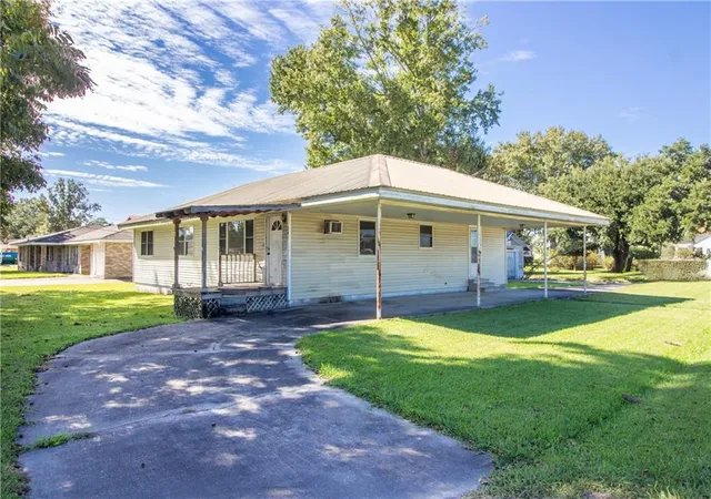 Photo 1 of Single family home for sale at 291 W 4th Street, Reserve, LA 70084 | MLS# 2582594 | Listing updated on 2026-10-22
