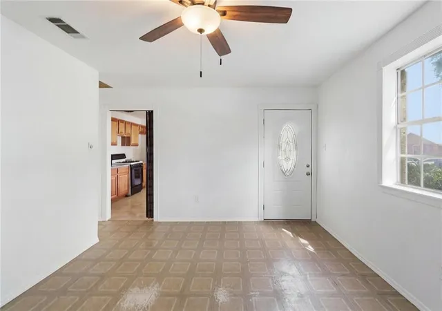 Photo 3 of Single family home for sale at 2220 34th Street, Kenner, LA 70065 | MLS# 2582628 | Listing updated on 2026-10-22