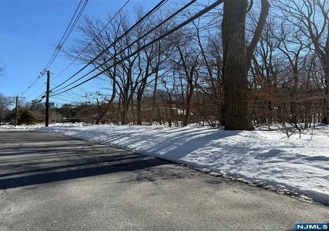 Photo 1 of Land for sale at 15 Saw Mill Rd, Kinnelon Borough, NJ 07405 | MLS# 26004712 | Listing updated on 2026-09-09