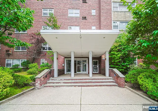 Condo for sale at 1575 Center Ave #3F, Fort Lee, NJ 07024 | MLS# 26011047 | Listing updated on 2026-09-04