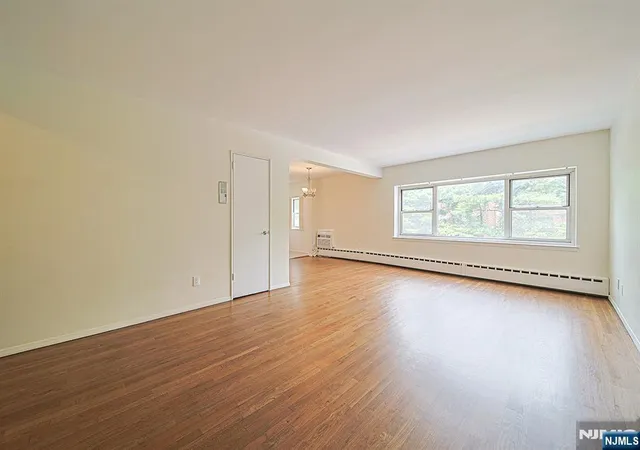 Photo 3 of Condo for sale at 1575 Center Ave #3F, Fort Lee, NJ 07024 | MLS# 26011047 | Listing updated on 2026-09-04