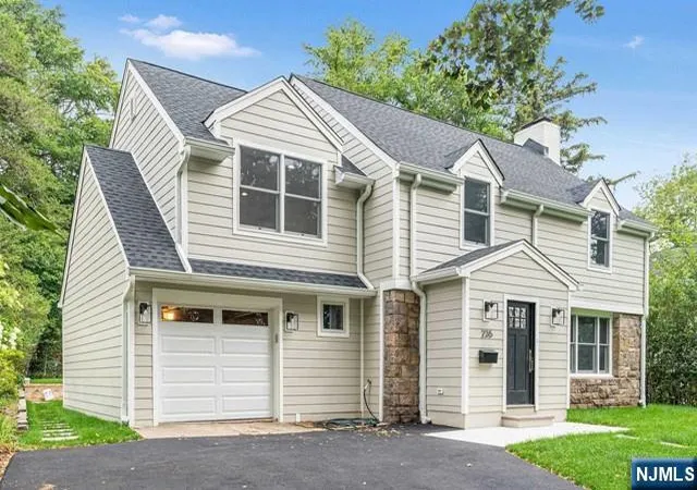 Photo 3 of Single family home for sale at 235 S Dwight Pl, Englewood, NJ 07631 | MLS# 26015804 | Listing updated on 2026-09-03