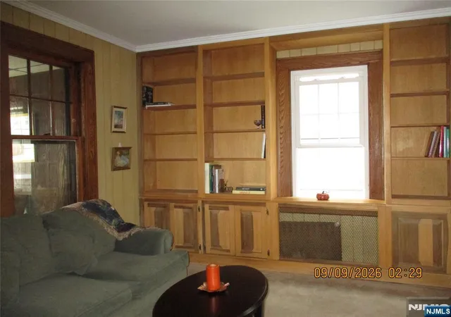Photo 4 of Single family home for sale at 516 Willow Ave, Lyndhurst, NJ 07071 | MLS# 26016146 | Listing updated on 2026-09-17