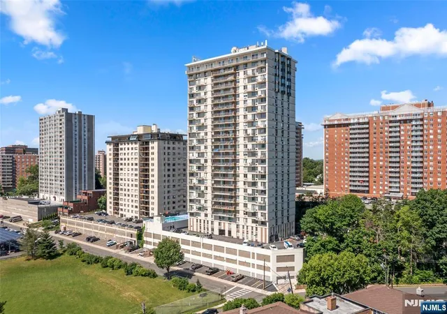 Condo for sale at 160 Overlook Ave #2C, Hackensack, NJ 07601 | MLS# 26017807 | Listing updated on 2026-09-03