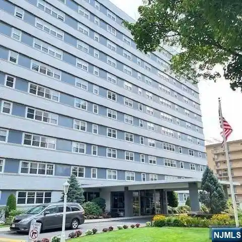 Listing Photo 1 - Condo for sale in 280 Prospect Ave located at 280 Prospect Ave, Hackensack City, NJ 07601 - Unit #11 E