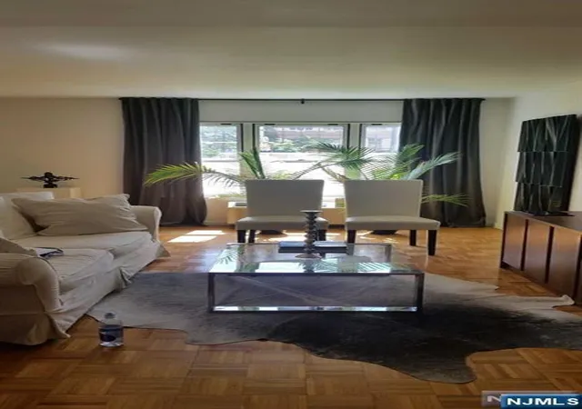 Listing Photo 4 - Condo for sale in building located at 1111 River Rd, Edgewater, NJ 07020 - Unit #C8