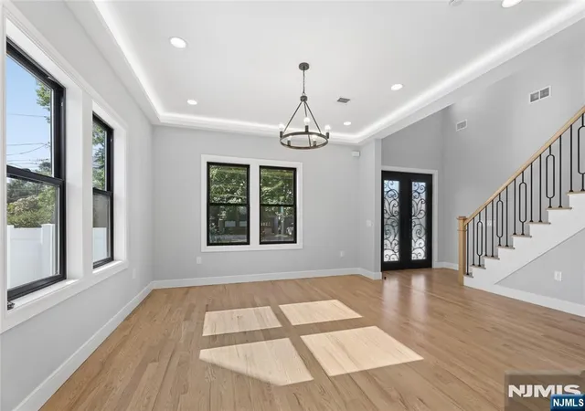 Photo 4 of Single family home for sale at 9 Cole St, Bergenfield, NJ 07621 | MLS# 26020910 | Listing updated on 2026-10-14