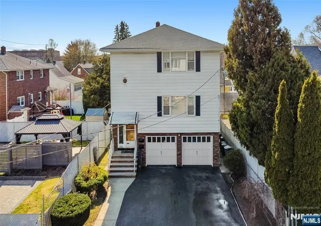 Photo 2 of Sale Pending at 164 Page St, Elmwood Park, NJ 07407 | MLS# 26021544 | Listing updated on 2026-09-14