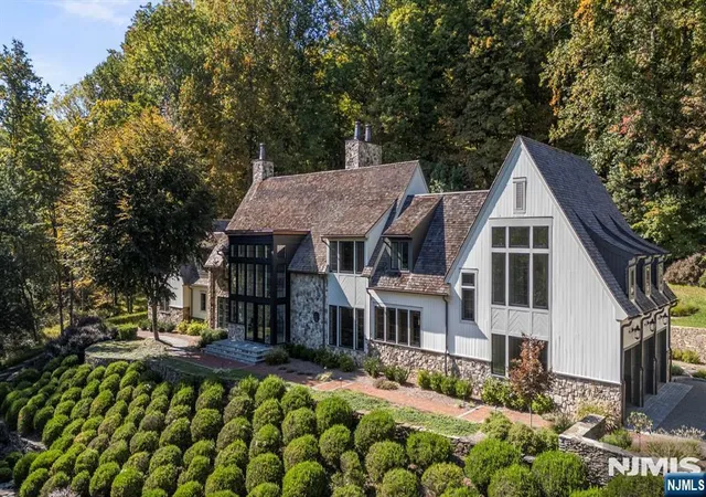 Photo 1 of Single family home for sale at 171 Campbell Rd, Bernardsville, NJ 07924 | MLS# 26021657 | Listing updated on 2026-10-13