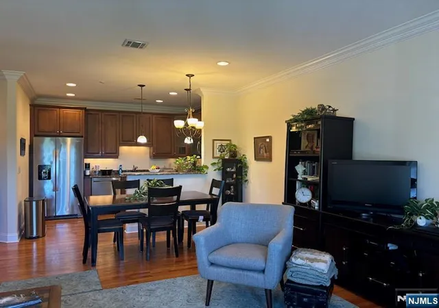 Photo 4 of Condo for sale at 5 Tenakill Park E #205, Cresskill, NJ 07626 | MLS# 26021866 | Listing updated on 2026-09-15