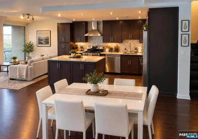 Photo 2 of Condo for sale at 4 Horizon Rd #1207, Fort Lee, NJ 07024 | MLS# 26022342 | Listing updated on 2026-10-01