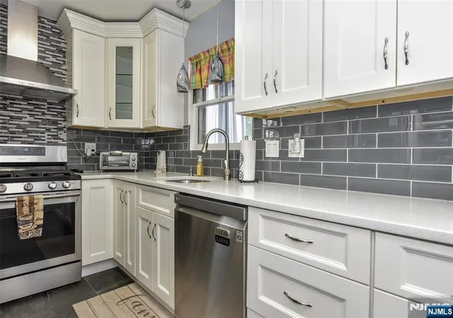 Photo 1 of Sale Pending at 166 Kent St, Hackensack, NJ 07601 | MLS# 26023403 | Listing updated on 2026-10-13