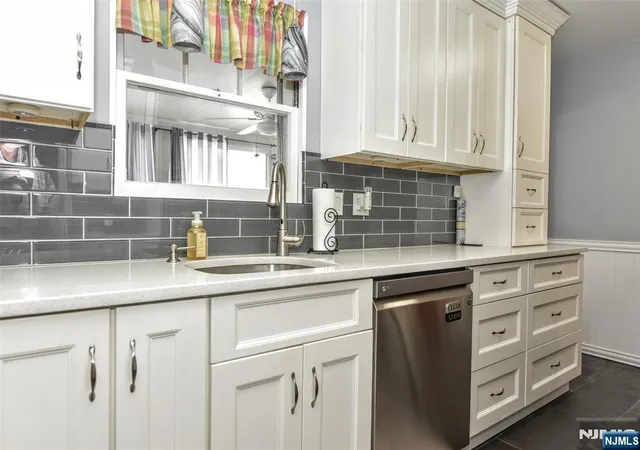 Photo 3 of Sale Pending at 166 Kent St, Hackensack, NJ 07601 | MLS# 26023403 | Listing updated on 2026-10-13