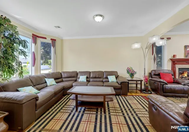 Photo 4 of Single family home for sale at 627 Concord St, New Milford, NJ 07646 | MLS# 26024067 | Listing updated on 2026-09-02