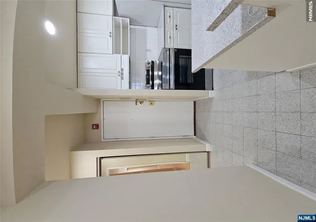 Photo 1 of Condo for sale at 333 Grand Ave #3M, Palisades Park, NJ 07650 | MLS# 26024969 | Listing updated on 2026-09-17