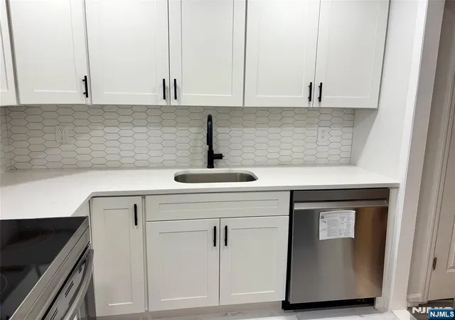 Photo 1 of Sale Pending at 530 Fairview Ave #300, Westwood, NJ 07675 | MLS# 26025152 | Listing updated on 2026-10-01