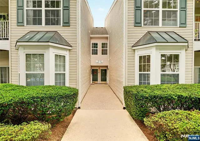 Photo 3 of Condo for sale at 486 Cambridge Dr, Butler Borough, NJ 07405 | MLS# 26025171 | Listing updated on 2026-09-02