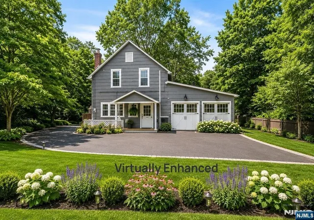 Photo 1 of Single family home for sale at 321 Glen Ave, Ridgewood, NJ 07450 | MLS# 26025621 | Listing updated on 2026-10-14