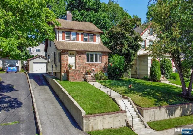 Photo 1 of Sale Pending at 377 Orchard Ter, Bogota, NJ 07603 | MLS# 26025816 | Listing updated on 2026-09-14