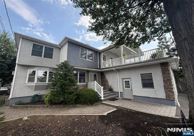 Photo 2 of Single family home for sale at 444 Riverside Ave, Lyndhurst, NJ 07071 | MLS# 26025853 | Listing updated on 2026-10-13