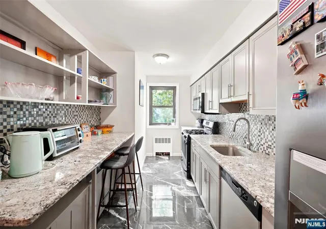Photo 2 of Condo for sale at 208 Anderson St #N6B, Hackensack, NJ 07601 | MLS# 26026077 | Listing updated on 2026-09-13
