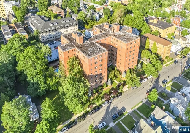 Photo 37 of Condo for sale at 208 Anderson St #N6B, Hackensack, NJ 07601 | MLS# 26026077 | Listing updated on 2026-09-13