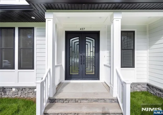 Photo 3 of Single family home for sale at 457 The Fenway, River Edge, NJ 07661 | MLS# 26026148 | Listing updated on 2026-10-16
