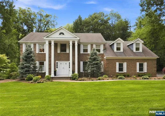 Photo 49 of Single family home for sale at 700 Oak Ln, Franklin Lakes, NJ 07417 | MLS# 26026525 | Listing updated on 2026-10-14