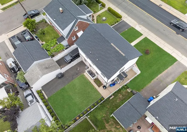 Photo 3 of Single family home for sale at 78 Schuyler Ave, North Arlington, NJ 07031 | MLS# 26027048 | Listing updated on 2026-09-17